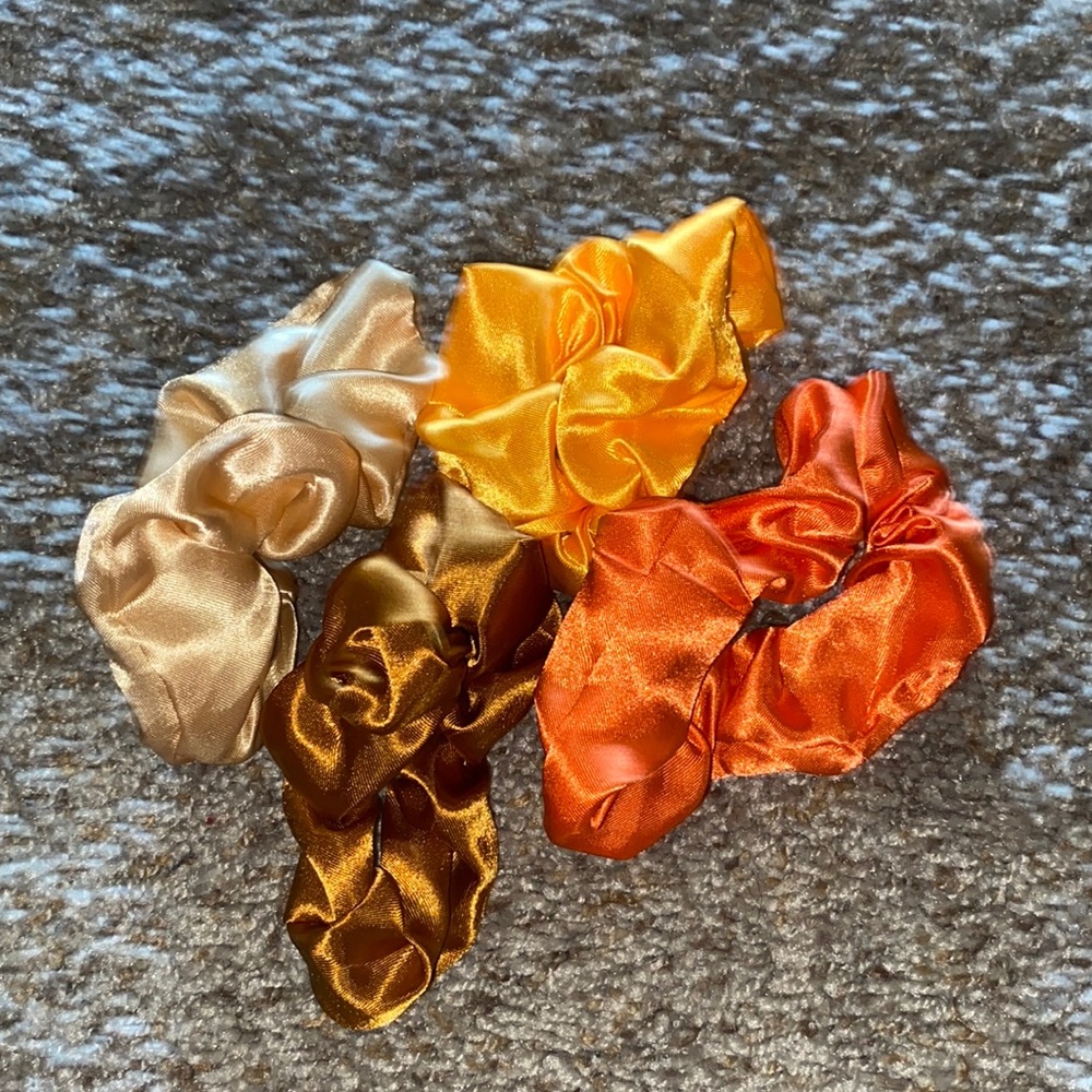 Orange Silk scrunchie 4pc